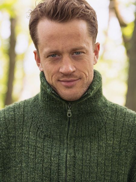 25-04 Tarjei Sweater