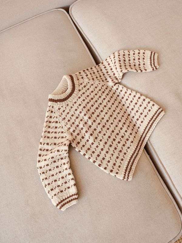 2512-3 Islender genser baby