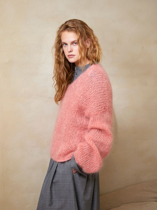 2402-4 Facile Sweater (enkel tråd)